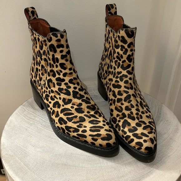 Size 5.5 Coach Pony hair leopard print booties - Picture 1 of 7